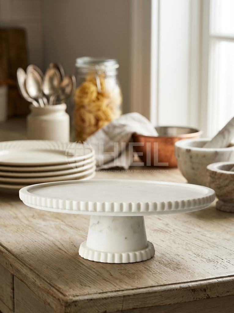 CAKE STAND